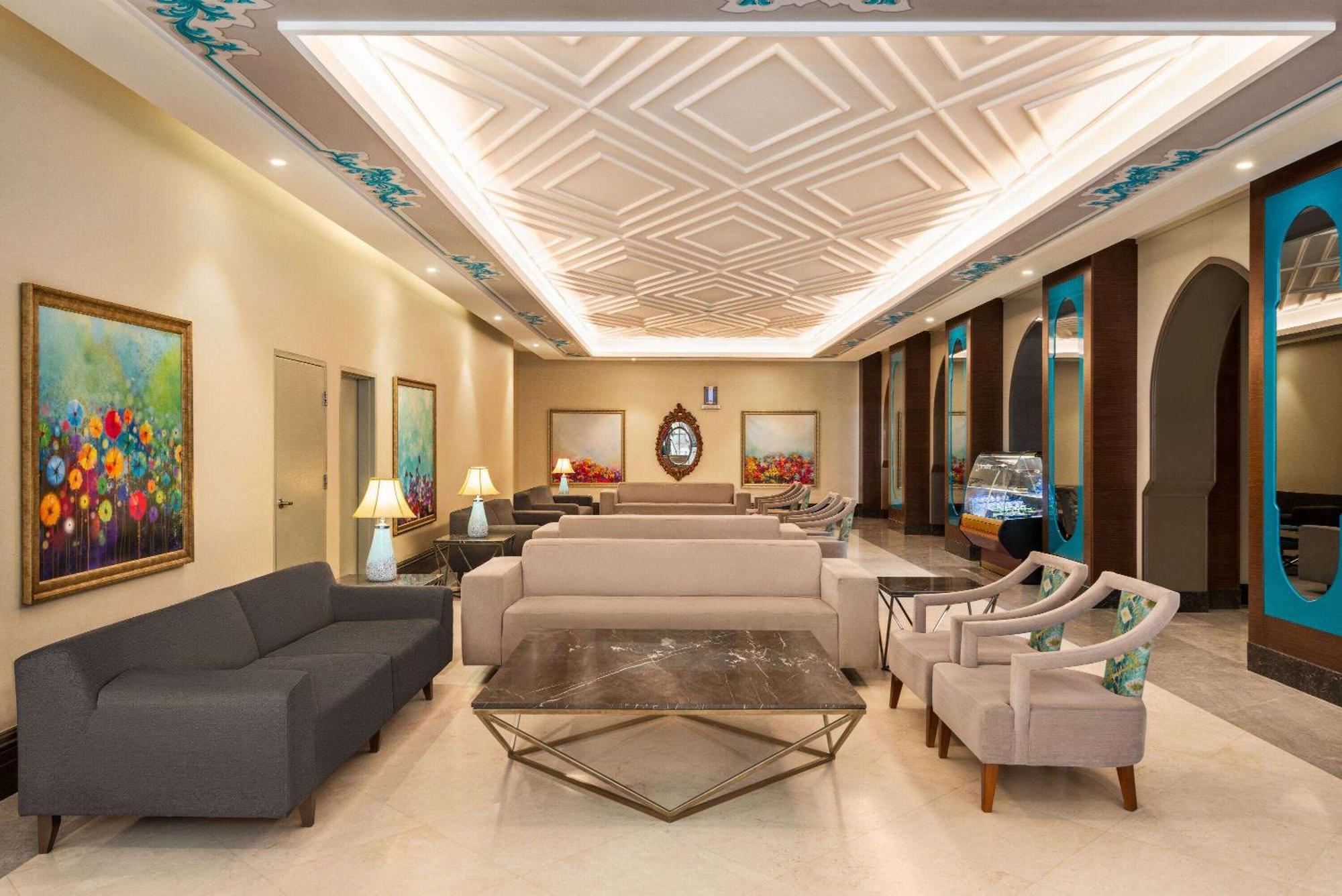 Ramada By Wyndham Makkah Zad Al Tayseer Мекка Экстерьер фото