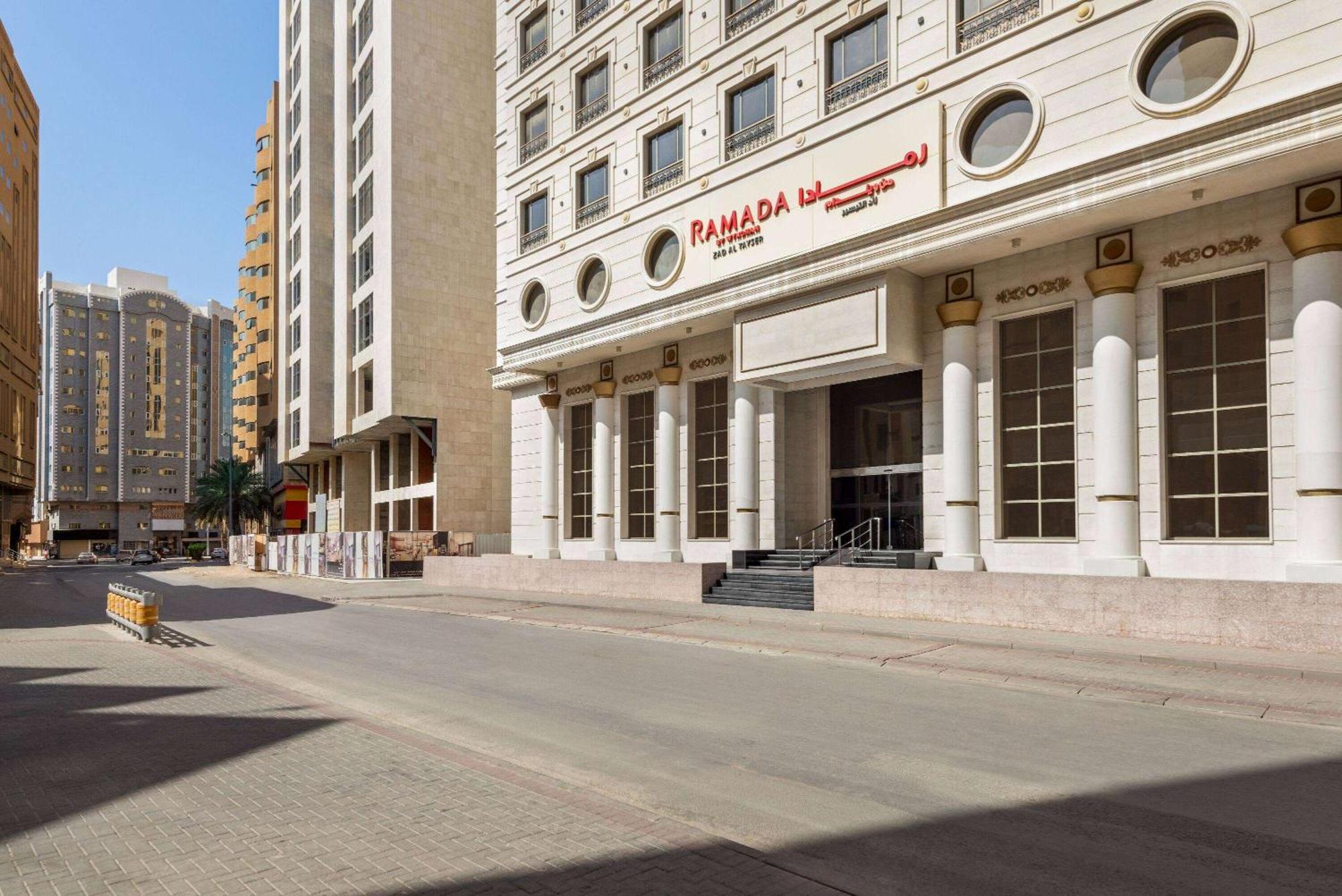 Ramada By Wyndham Makkah Zad Al Tayseer Мекка Экстерьер фото