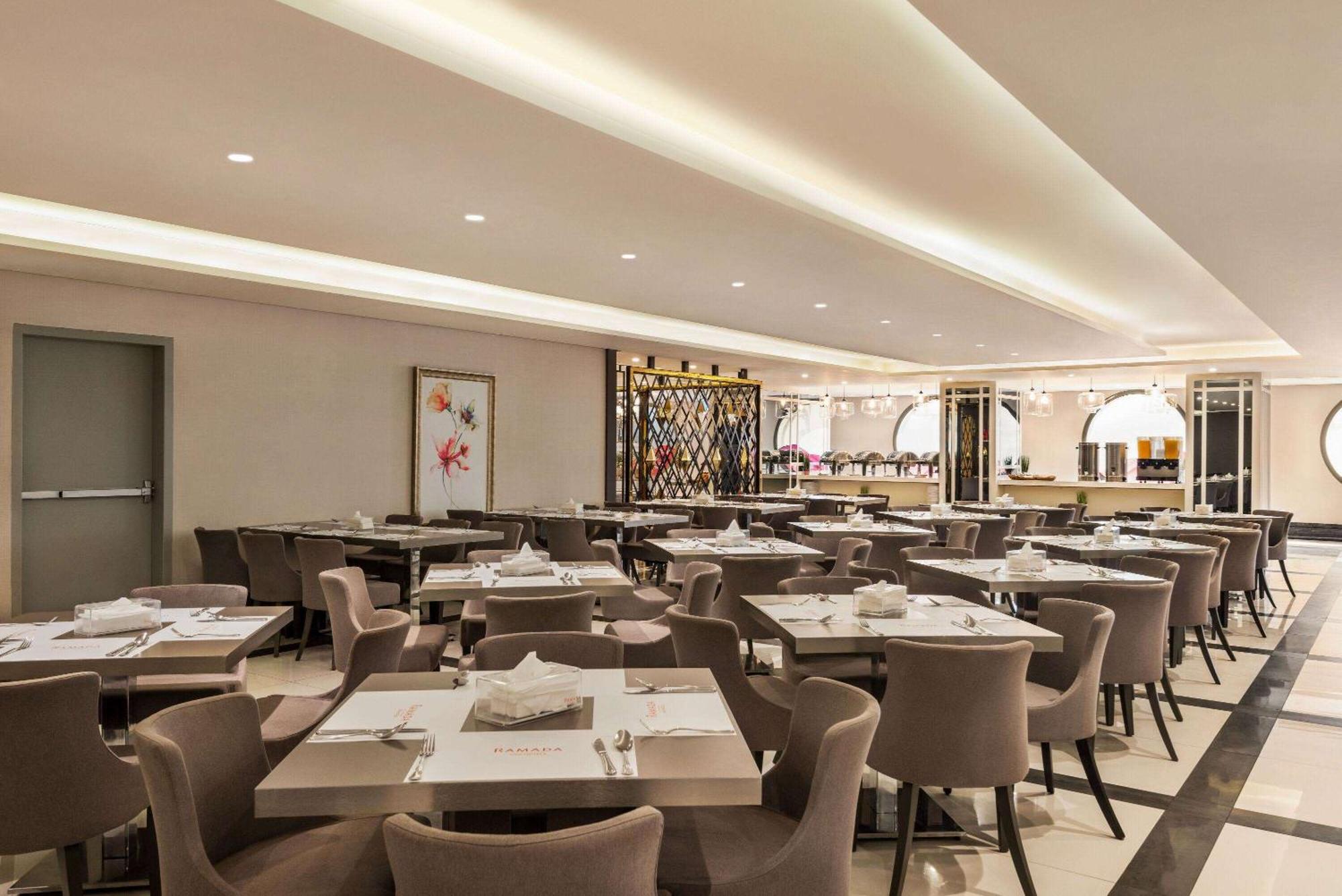 Ramada By Wyndham Makkah Zad Al Tayseer Мекка Экстерьер фото